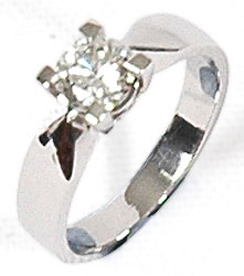 Timanttisormus, matala istutus, valkokultaa (14k) 0,82ct tw/vvs1 Timanttisormus, matala istutus, valkokultaa (14k) 0,82ct tw/vvs1